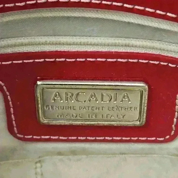 ARCADIA red purse. - Picture 10 of 12